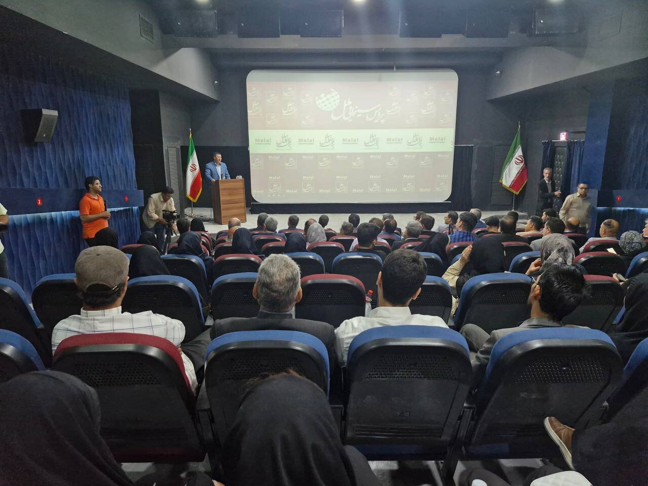 پردیس سینمایی ملل در مشهد به بهره‌برداری رسید/ صاحب سینما شدن ۱۰۰ شهر فاقد سینما در دولت سیزدهم